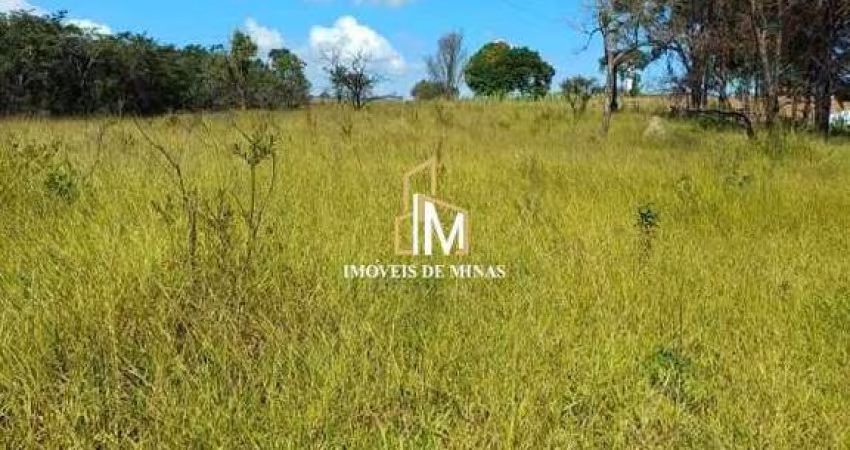 Terreno á venda de 3 hectares em condomínio fechado em Itatiaiuçu MG!