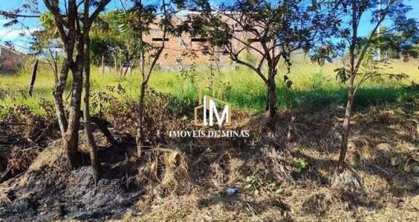 Terreno á venda de 1080m² sendo ótima localização em São Joaquim de Bicas MG!