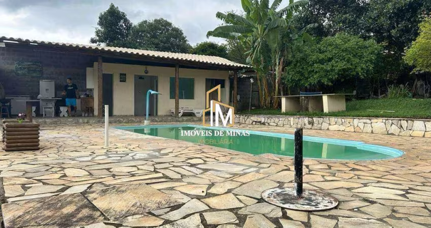 Sítio à venda com 3 quartos, sendo 1 suíte, terreno de 5.500m² em Esmeraldas MG!