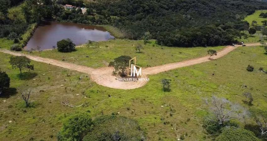 Fazenda á venda de 2 hectares com ótima topografia em Itatiaiuçu MG!