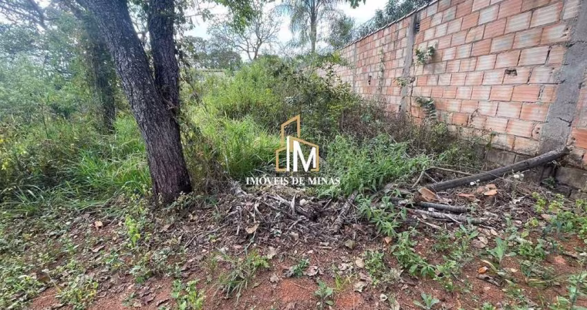 Terreno á venda de 1.034m² com ótima localização em Igarapé MG