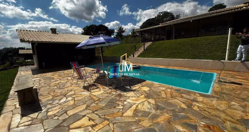 Chácara á venda com linda vista para montanhas em Itatiaiuçu MG!