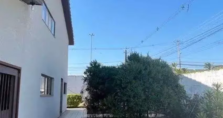 Sobrado com 3 dormitórios à venda, 267 m² por r$ 1.100.000,00 - guabirotuba - curitiba/pr