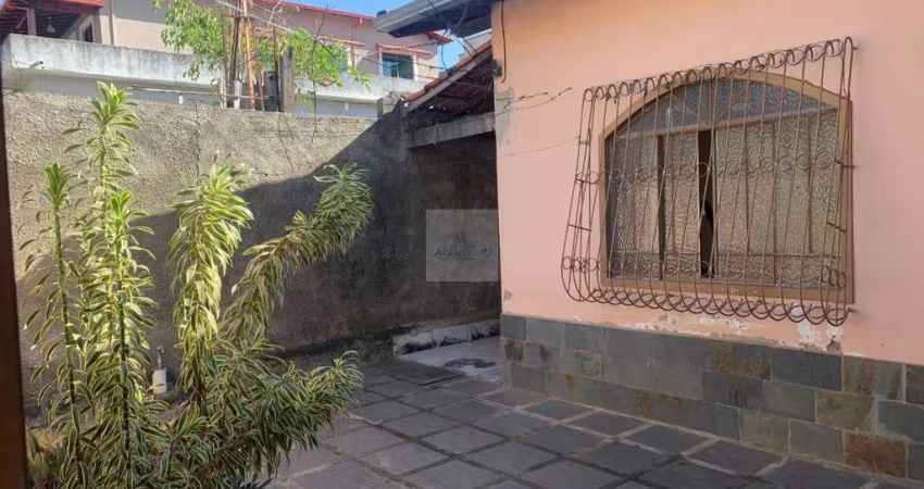 Espetacular Casa à Venda em Contagem-MG, Jardim Pérola  5 Quartos, 3 Salas, 2 Banheiros, 5 Vagas - 128m².