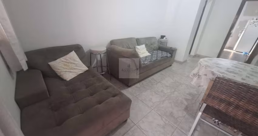 Linda casa à venda em Belo Horizonte-MG, no bairro Ouro Preto. 3 quartos, 1 suíte, 1 sala, 2 banheiros, 2 vagas, 95,63 m².