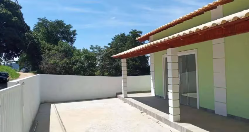 Linda casa em condomínio à venda em paty do alferes-rj, bairro mantiquira! 3 quartos, 1 suíte, 1 sala, 2 banheiros, 1 vaga, 225,32m²!
