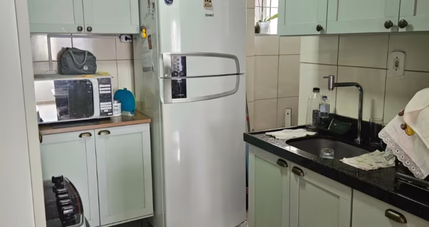 Vendo apartamento condomínio floresta tropical