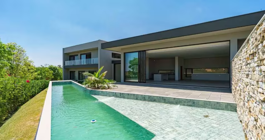 Casa no condomínio condomínio pedra alta para venda com 4 quartos, sendo 4 suítes, 615m²