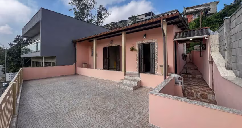 Casa de vila para venda em bocaina com 2 quartos, sendo 1 suíte, 175m²