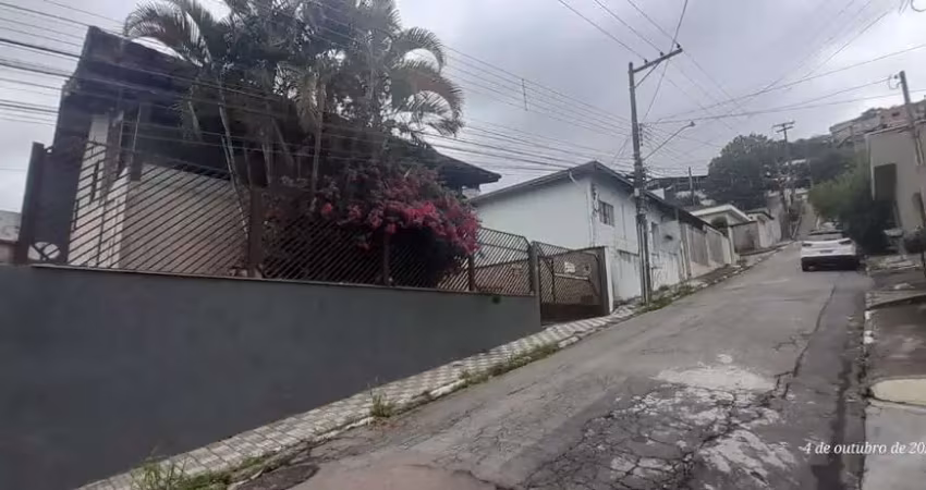 Casa tipo para venda em serpa com 4 quartos, sendo 2 suítes, 345m²