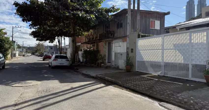 Casa tipo para venda em barra com 3 quartos, sendo 1 suíte, 68m²
