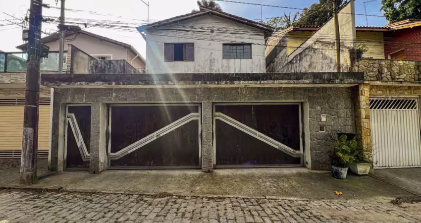 Casa de vila para venda em colônia com 3 quartos, 225m²