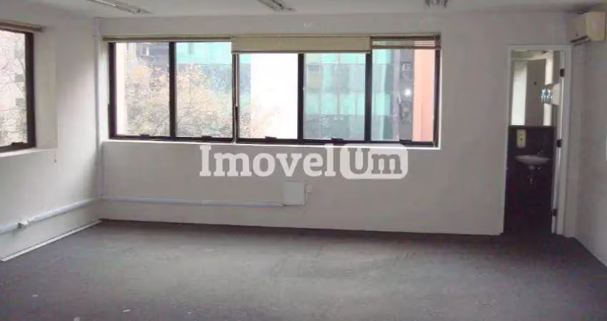 Sala comercial para alugar na Alameda Santos, Cerqueira César, São Paulo