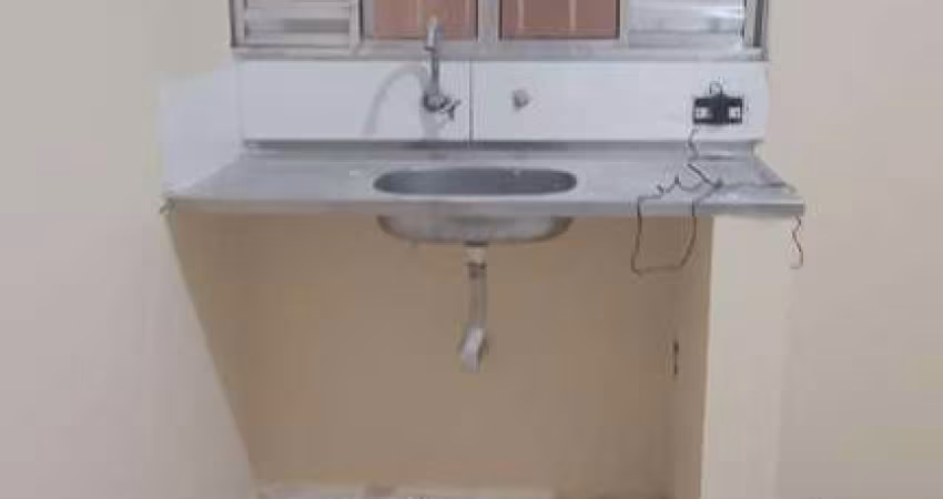 Casa para Locação em Guarulhos: 2 Dorms, 1 Suíte, R$1300