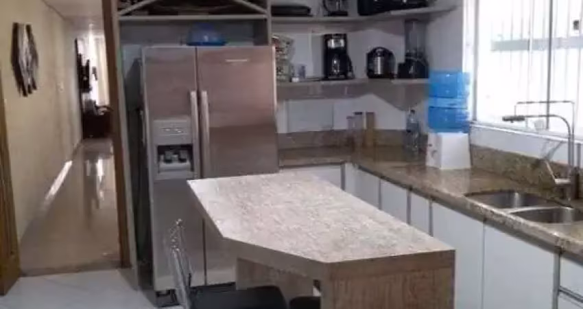 Casa à venda, 3 quartos, 3 suítes, 10 vagas, Sítio da Figueira - São Paulo/SP
