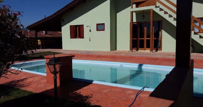Casa à venda, 3 quartos, 1 suíte, 5 vagas, Jardim Estância Brasil - Atibaia/SP