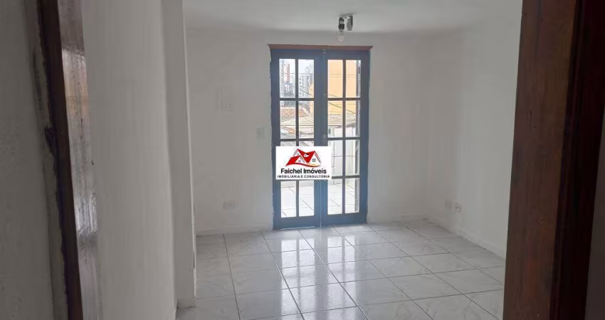 Sobrado de 80m² reformado por 480.000,00 com 2 dorm., 1 suite, 1 vaga e terraço. No final da feira de rua de quinta feira - Vila Carrão/SP