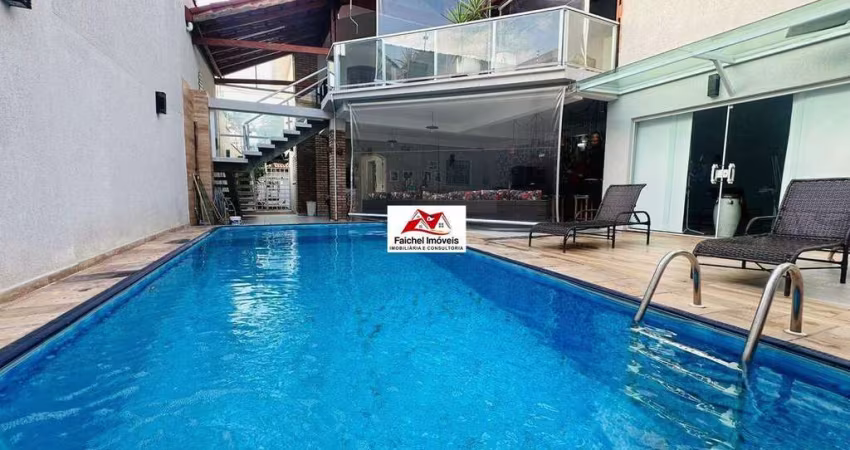 Maravilhoso Sobrado de 226m² com 3 dorm., 1 suite master com closet e hidro , 3 vagas, área gourmet com piscina por 1.700.000,00 - V. Guilhermina/SP