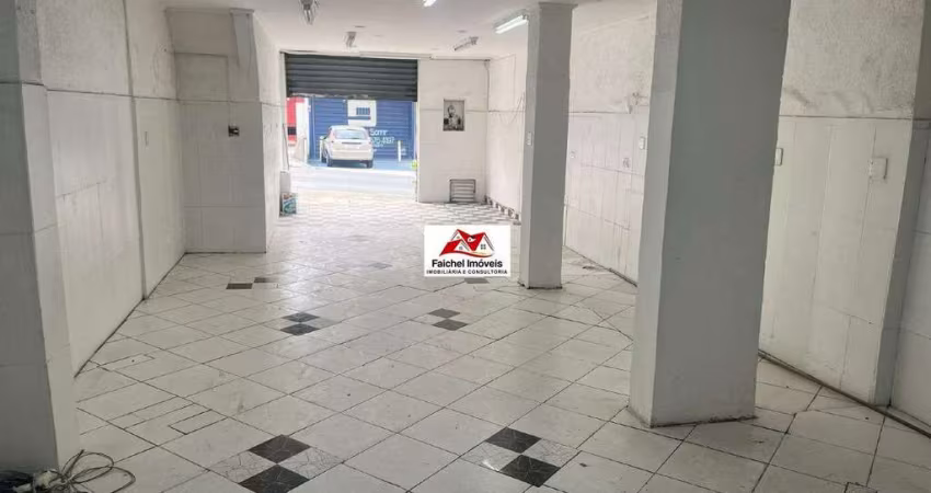 Salão de 120m² no térreo com galpão nos fundos e banheiro por 2.800,00/mês - V. Antonieta/SP
