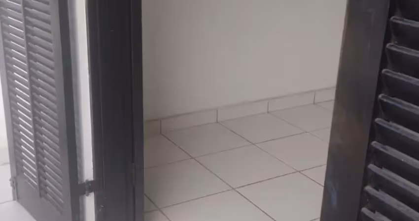 Sobrado  para locação em mongaguá - região  central