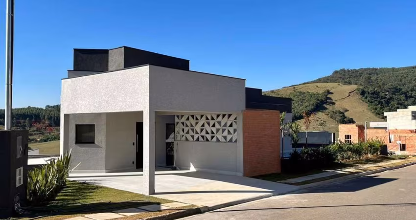 Imperdível oportunidade: Casa em condomínio à venda em Bragança Paulista-SP, Condomínio Portal da Serra! 3 quartos, 1 suíte, 2 salas, 2 vagas de garagem, 154,97 m².
