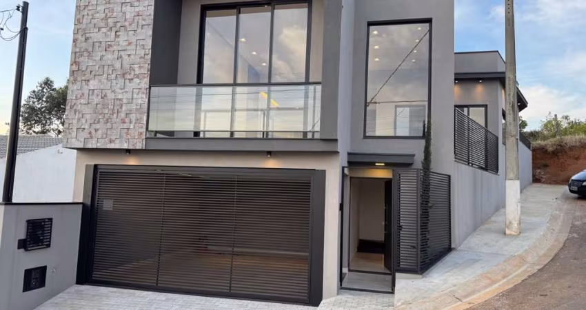 Cobertura à venda no Centro Industrial Rafael Diniz em Bragança Paulista-SP: 3 quartos, 1 suíte, 1 sala, 2 vagas, 175m².