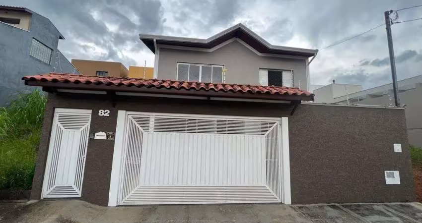 Casa com 3 quartos à venda na Rua Amábile Lúcia Visintainer, 82, Jardim Santa Paulina, Bragança Paulista