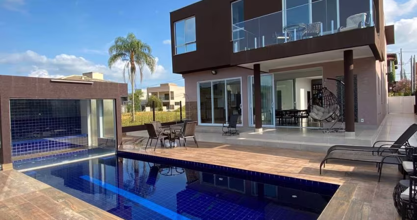Imperdível oportunidade: Casa de luxo em condomínio Campos do Conde em Bragança Paulista-SP, 4 quartos, 4 suítes, 2 salas, 2 banheiros, 2 vagas, 314m²
