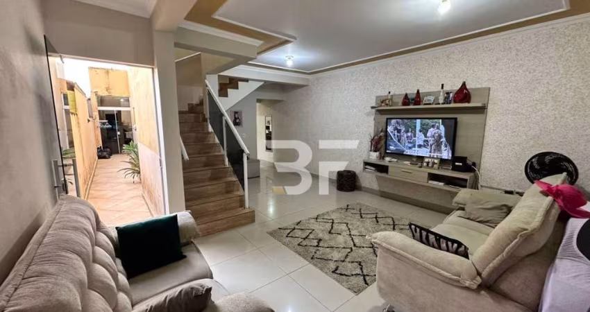 Casa com 3 dormitórios, 125 m² - venda por R$ 900.000,00 ou aluguel por R$ 5.000,00/mês - Jardim Regina - Indaiatuba/SP