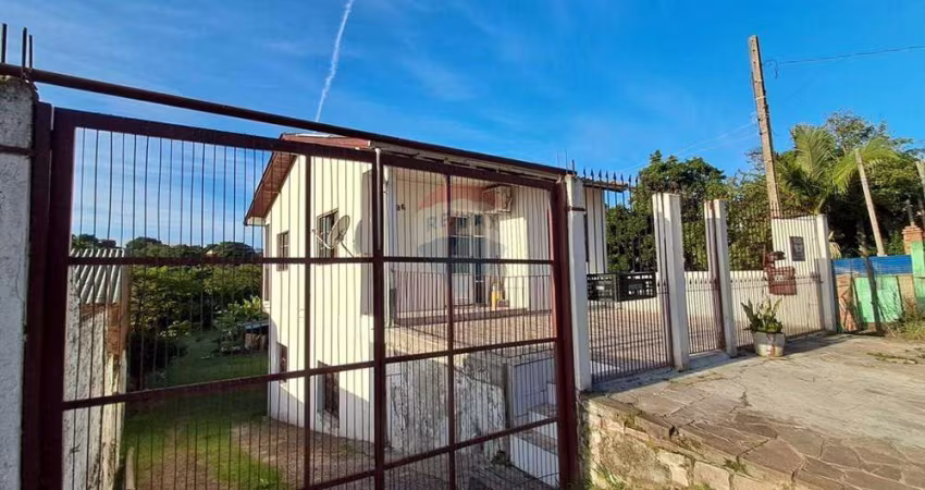 'Casa possui 106 metros de área construída em um terreno de 730 metros para você desfrutar de um belo lugar