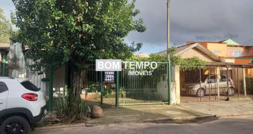 Casa com 3 dormitórios/quartos na Vila Farrapos