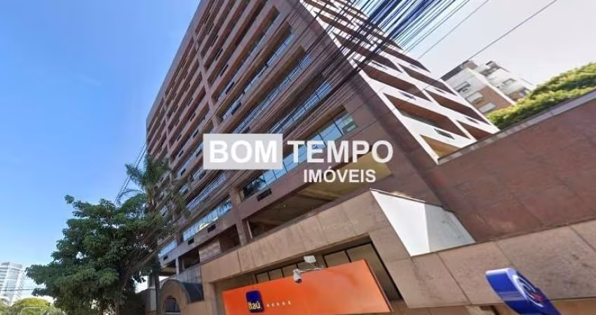 80M² com vista  no Atrium Center!