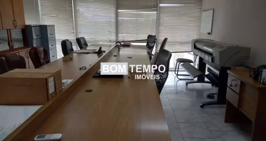 Sala comercial com 1 sala para alugar no São Geraldo, Porto Alegre 