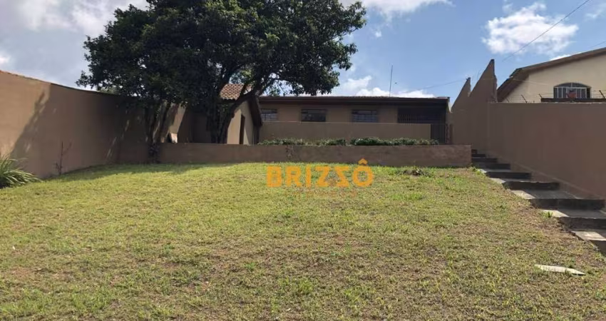 Casa com amplo quintal, 2 km de Santa Felicidade  3 dormitórios à venda, 134 m² por R$ 420.000 - Jardim Boa Vista - Campo Magro/PR