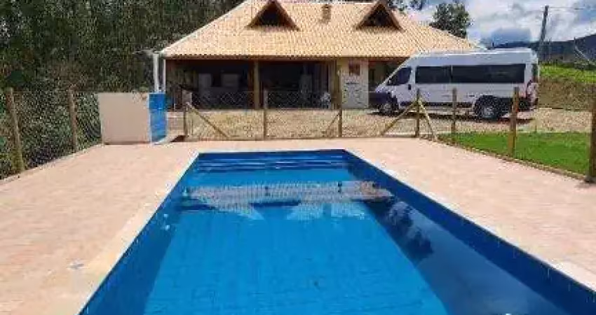 Chácara com 4 dormitórios, 6000 m² - venda por R$ 950.000,00 ou aluguel por R$ 5.000,00/mês - Marambaia - Caçapava/SP