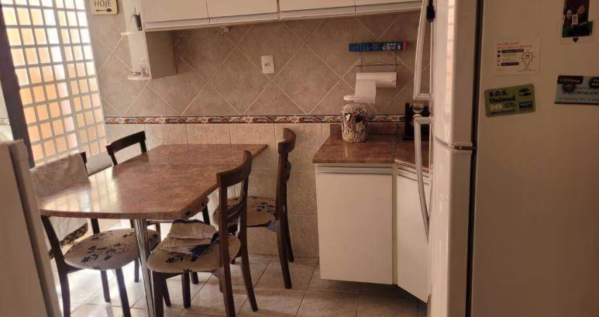 Casa com 4 dormitórios à venda, 137 m² por R$ 650.000,00 - Bosque dos Eucaliptos - São José dos Campos/SP