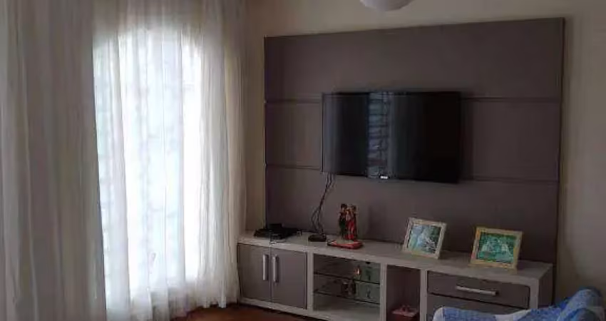 Sobrado com 4 dormitórios à venda, 270 m² por R$ 1.030.000,00 - Bosque dos Eucaliptos - São José dos Campos/SP