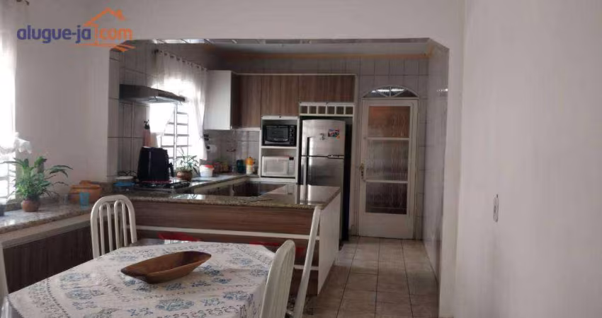 Sobrado com 3 quartos à venda, 210 m² - Parque Residencial Flamboyant - São José dos Campos/SP