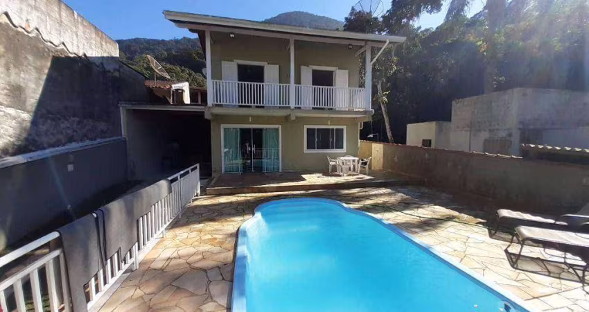 Casa à venda no Lagoinha - Ubatuba/SP com 250 m²
