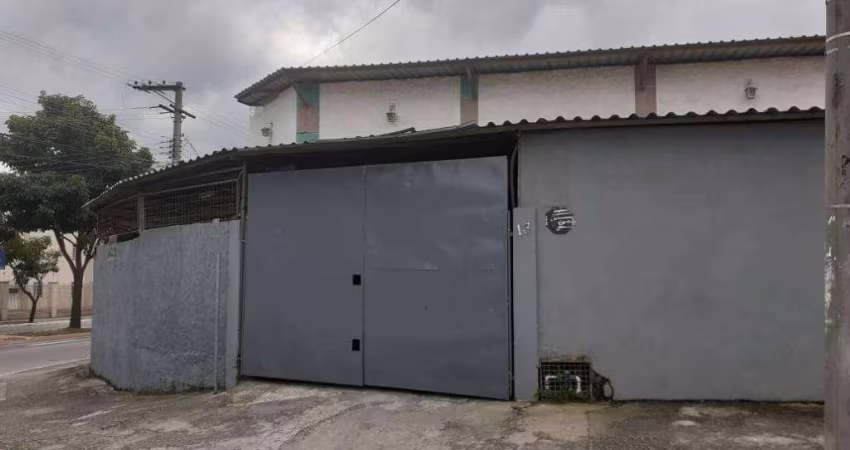 Galpão à venda no Residencial Bosque dos Ipês - São José dos Campos/SP com 240 m²
