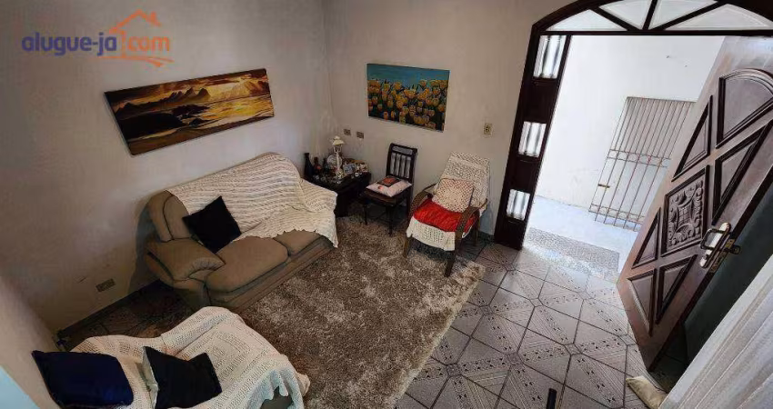 Casa à venda no Conjunto Residencial Trinta e Um de Março em São José dos Campos/SP com 102 m²