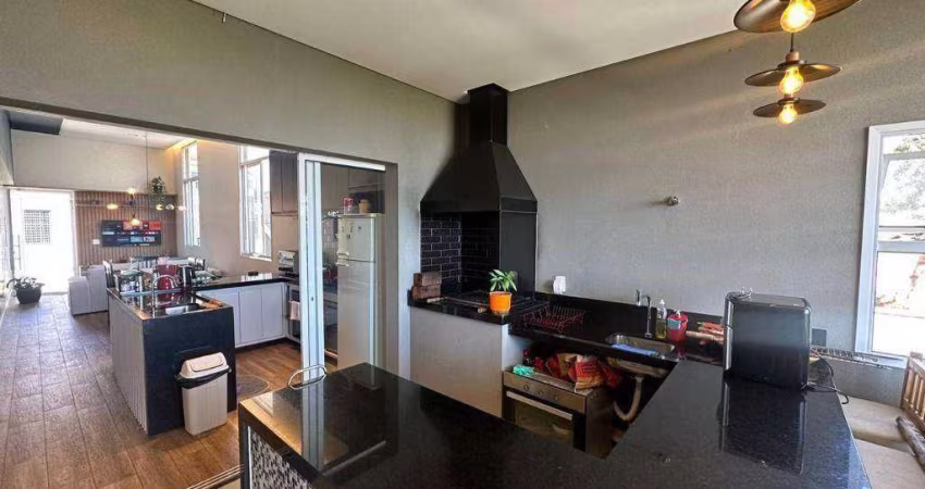 Casa à venda no Jardim das Indústrias - São José dos Campos/SP com 265 m²