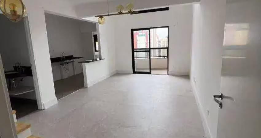 Apartamento duplex mobiliado para alugar com 1 suíte e 80 metros.