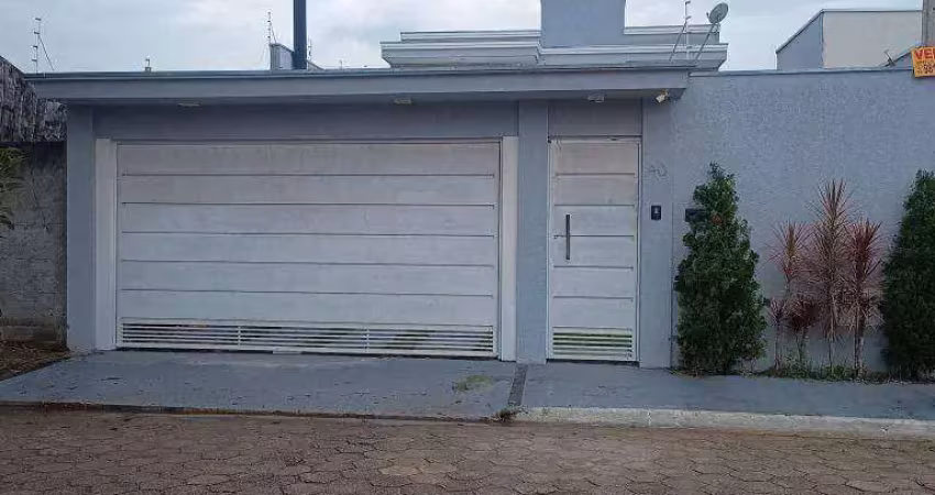 Sobrado com 3 dormitórios à venda, 200 m² por r$ 750.000,00 - village das flores - caçapava/sp