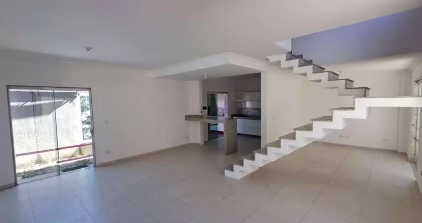 Casa com 3 quartos para alugar em Itaguá, Ubatuba 