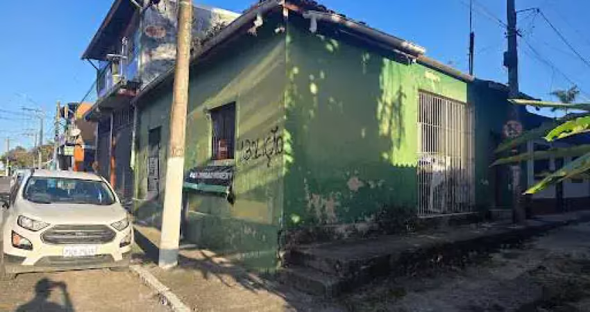 Casa comercial à venda no Centro, Ubatuba 
