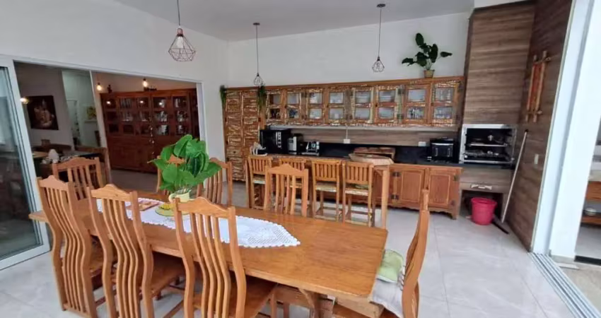Casa com 3 dormitórios à venda, 300 m² por r$ 1.750.000,00 - horto florestal - ubatuba/sp