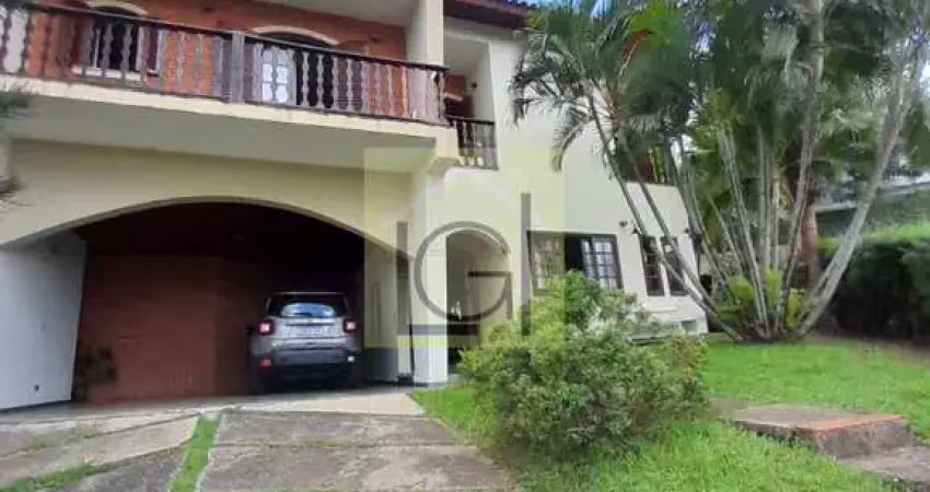 Imperdível casa em condomínio à venda em itu-sp - 3 quartos, 3 suítes, 3 salas, 5 banheiros, 6 vagas de garagem - 265m² de área.