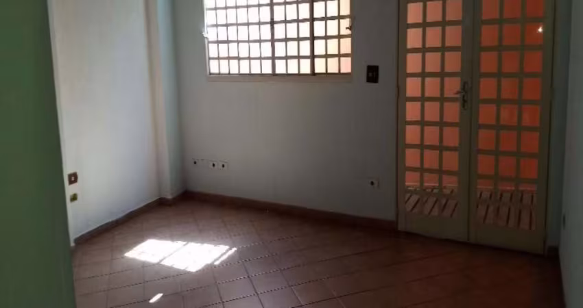 Casa comercial com 6 salas à venda no Centro, Itu 