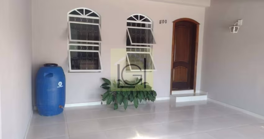 Casa à venda em Itu-SP, Jardim Padre Bento: 3 quartos, 1 suíte, 1 sala, 2 banheiros, 2 vagas, 125m². Aproveite!